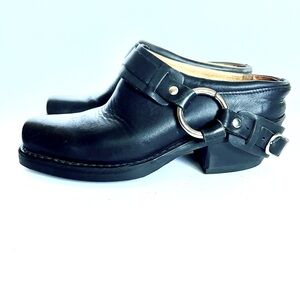 Frye Black Leather Belted Harness Clog Size 6